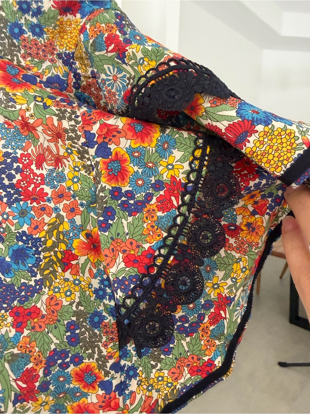 Multicolor Floral Ruffle top - Picture 3 of 9